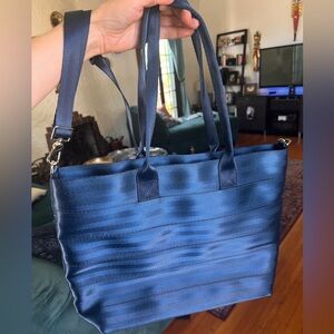 Brand new! Harvey’s Medium Streamline Tote bag Deep Teal Blue